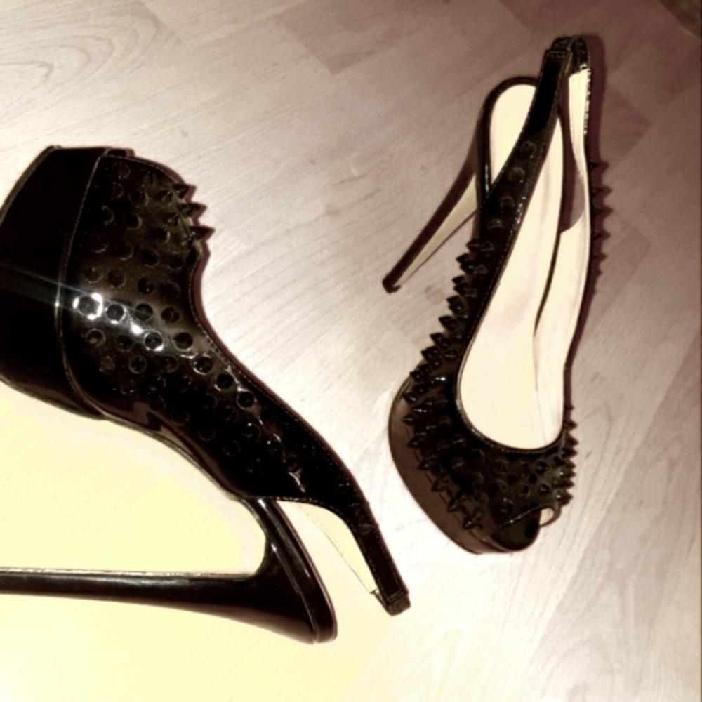 High heels stilettos with spiked studs around the outside